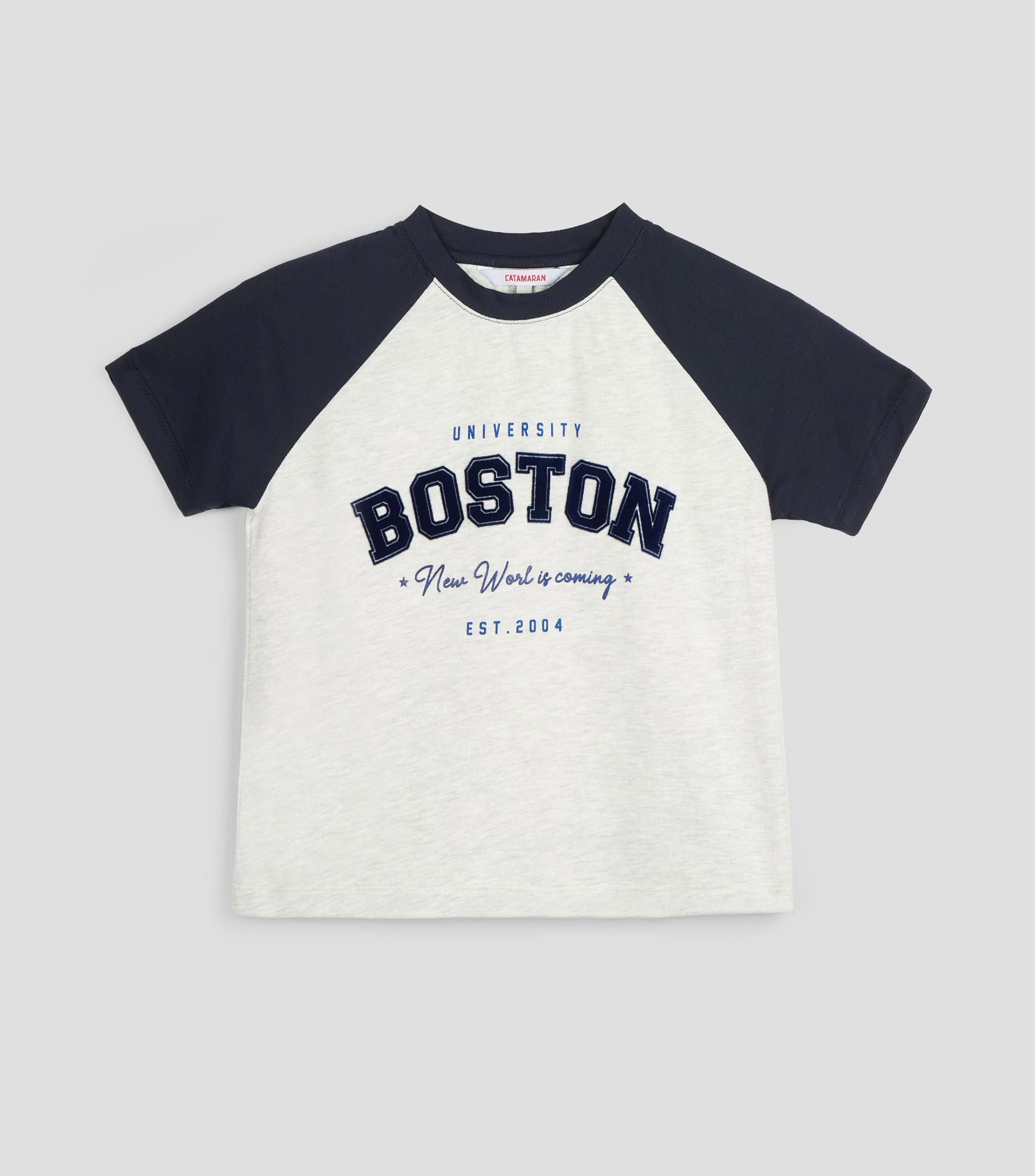 Playera cuello redondo manga corta estampada Niña